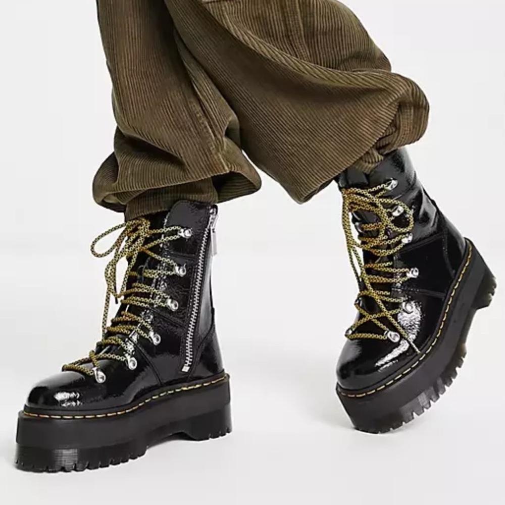 Dr Martens Ghilana Max Distressed Patent Leather Platform Boots *NEW*